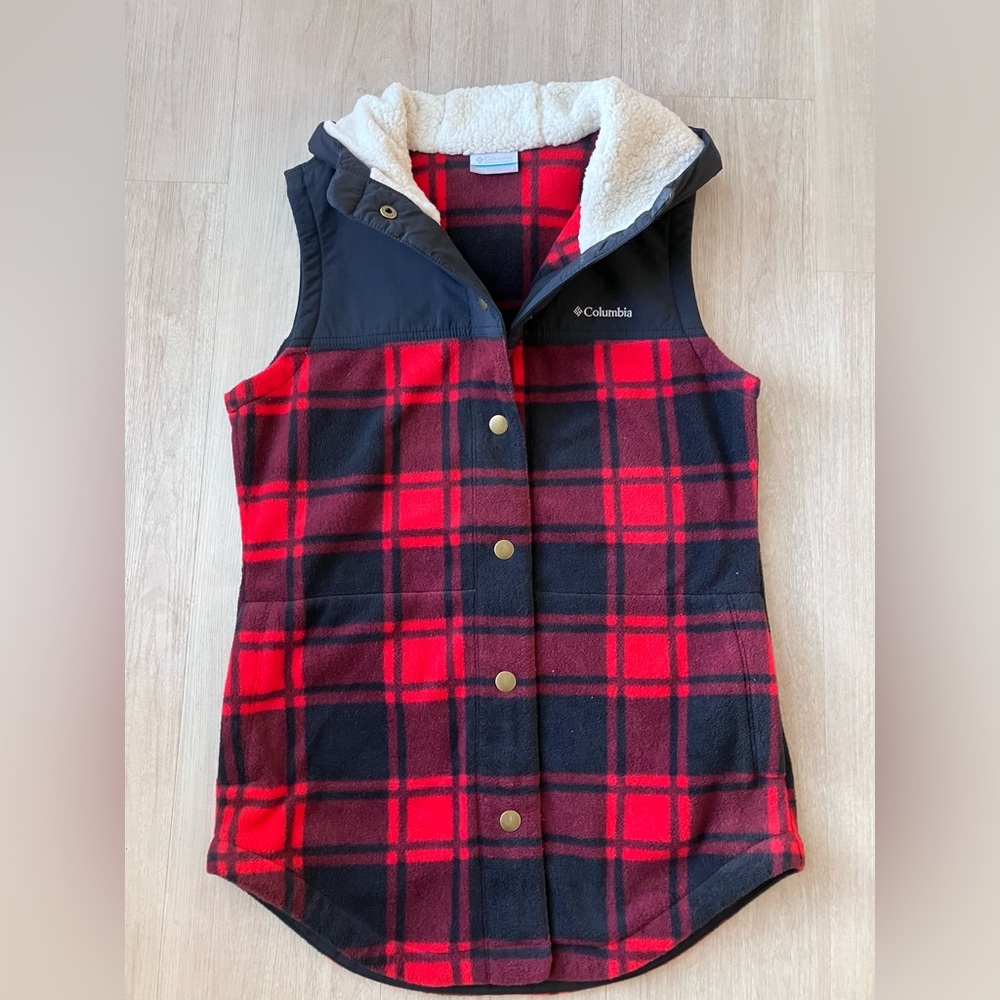 Columbia flannel vest size small